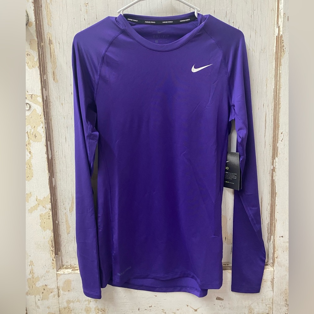 Purple Nike Underarmor